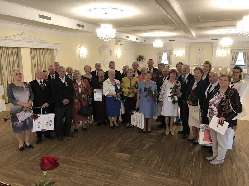 Obchodzili 50-lecie małżeństwa