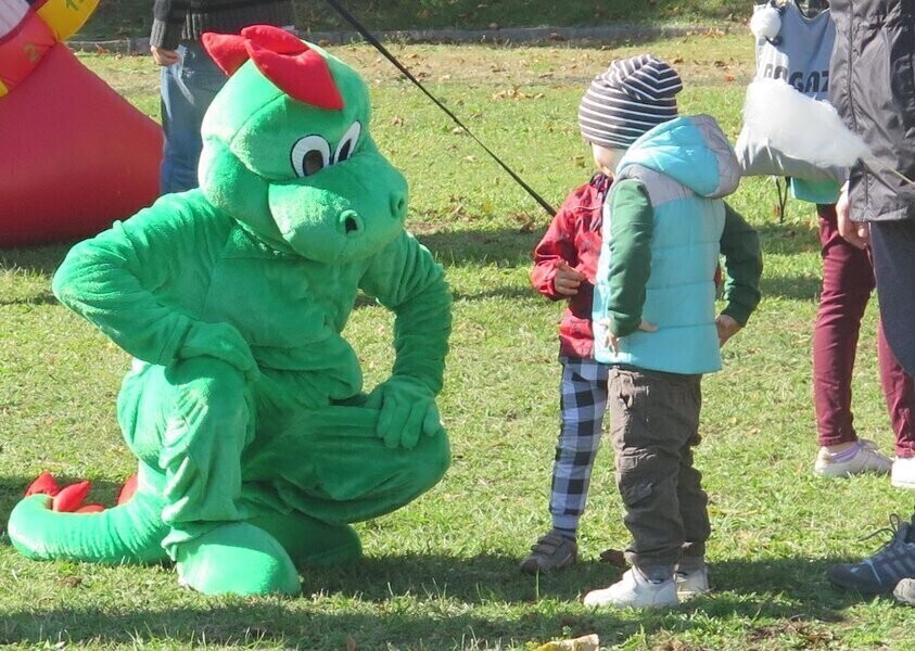 Wesołe harce przy filii UJK w Piotrkowie