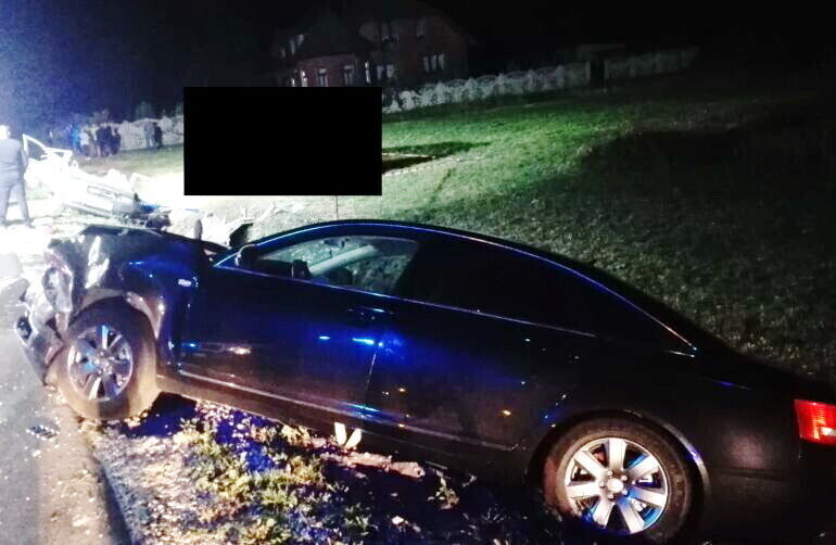 Dwie osoby zginęły na miejscu