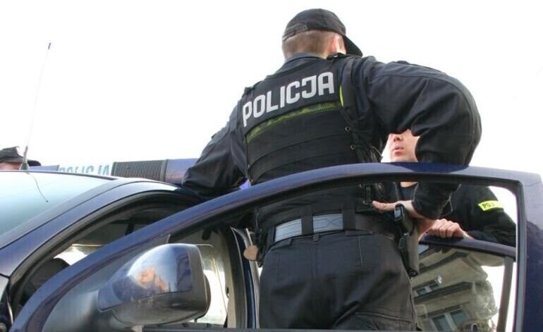 Nastoletni bracia napadali na mieszkańców Tomaszowa