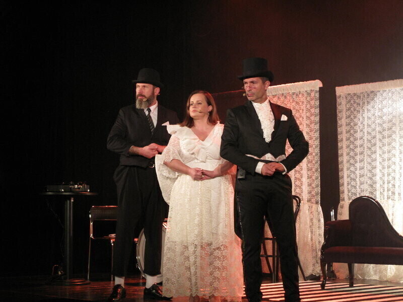 Kabaret Hrabi na Trybunałach Uśmiechu