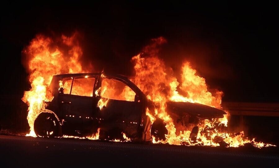 Pożar samochodu na A1 VIDEO