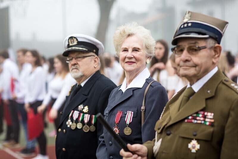 Żywa flaga w Ekonomiku