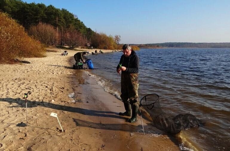 Sprzątali wędkowali i grillowali