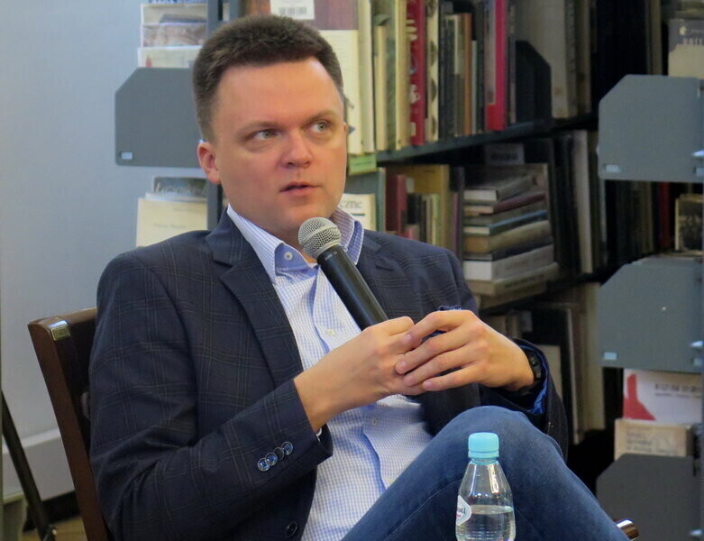 Szymon Hołownia spotkał się z piotrkowską młodzieżą