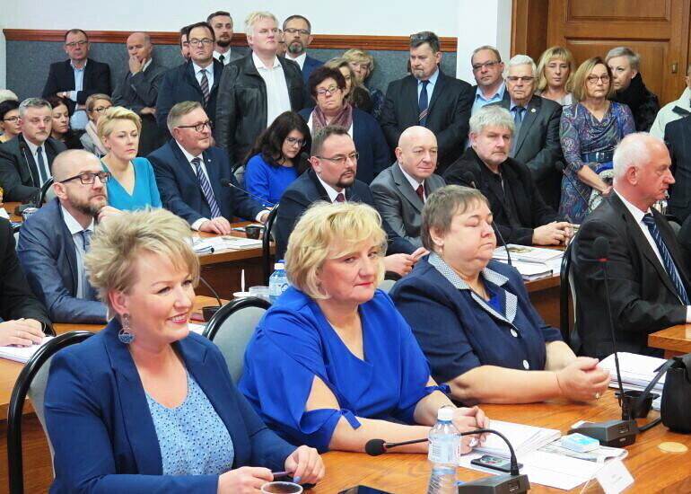 Radni przeniosą się do synagogi