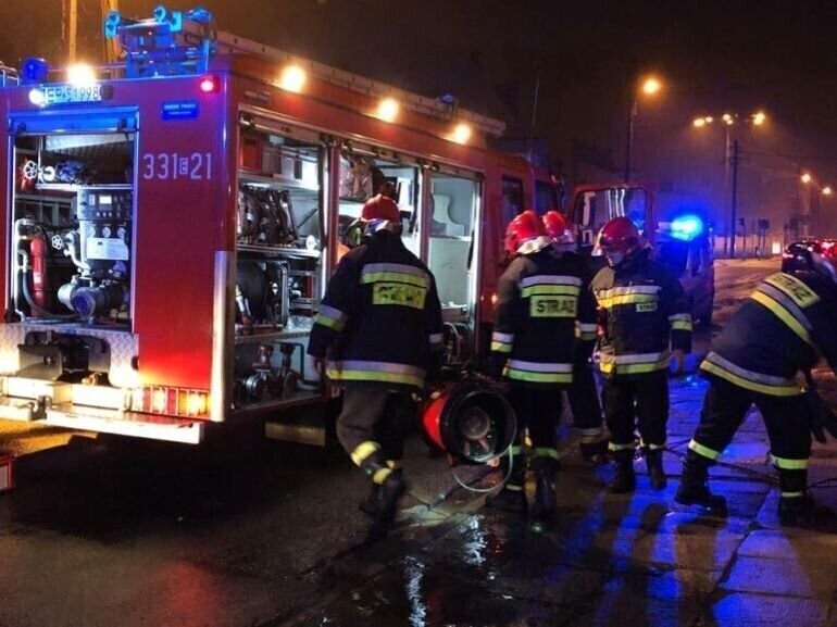 Pożar w kamienicy przy Wojska Polskiego w Piotrkowie