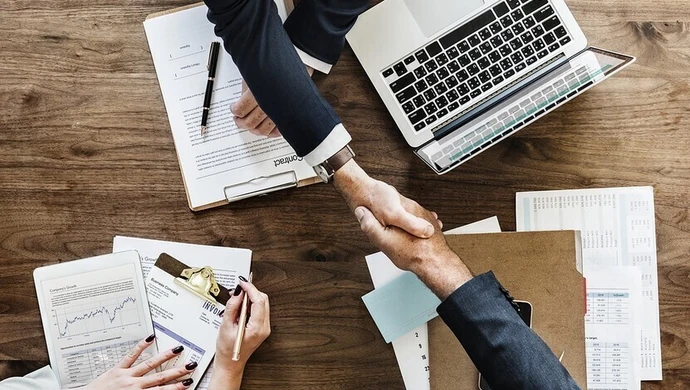 Rozliczenie PIT 2017. Zobacz, jak zrobić to szybko i bez stania w kolejkach!