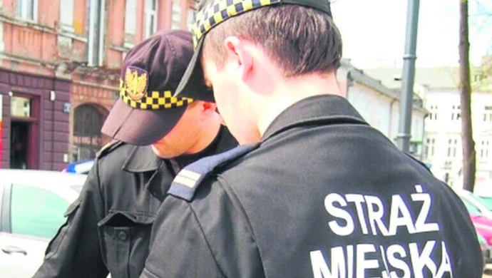 Jak trwoga to do... straży miejskiej