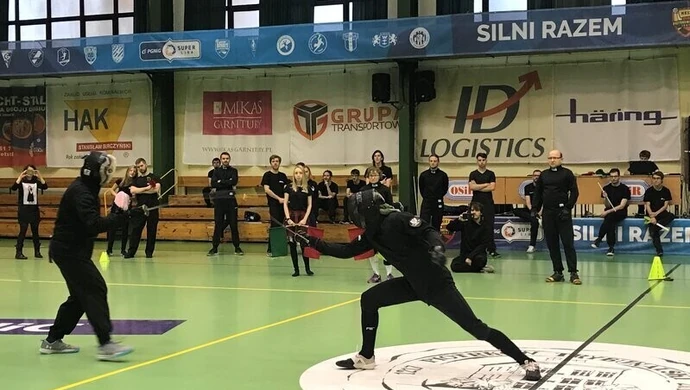 Szermierskie pojedynki w Piotrkowie