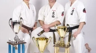 Historyczny sukces piotrkowskich karateków