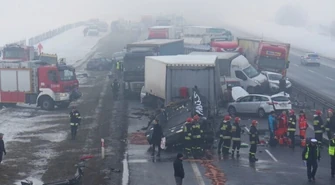 Śledztwo w sprawie karambolu zawieszone