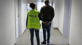 Uciekał przed policją. Okazało się, że nigdy nie miał prawa jazdy 