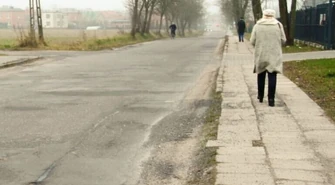 Gmina Moszczenica: Parkingi i nowa droga