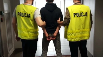 19-latek ukradł garnitur i koszulę 