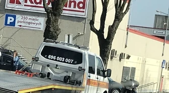 Zderzenie motocykla z samochodem osobowym