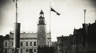 Latarnia morska na placu Kościuszki