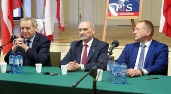 Co dalej z S12 i pogłębianiem Pilicy? Politycy PiS na spotkaniu w Sulejowie