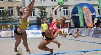 Zainaugurowali sezon plażowy