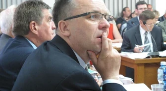 Błędów nie ma, nocna prohibicja zostaje