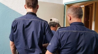 Pokłócili się o majątek. 57-latek rzucił się z nożem na brata 