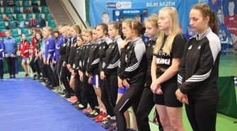 11 medali zawodniczek AKS