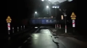 Rogatki nie zamknęły się przed przejazdem pociągu [AKTUALIZACJA]