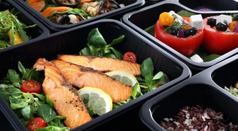 Dieta pudełkowa czy samodzielne gotowanie? Wady i zalety