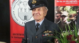 Kapitan pilot John Benett honorowym obywatelem Piotrkowa