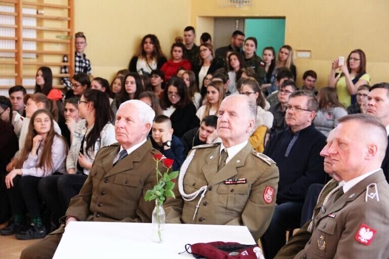 Licealiści pamiętają o ważnych rocznicach