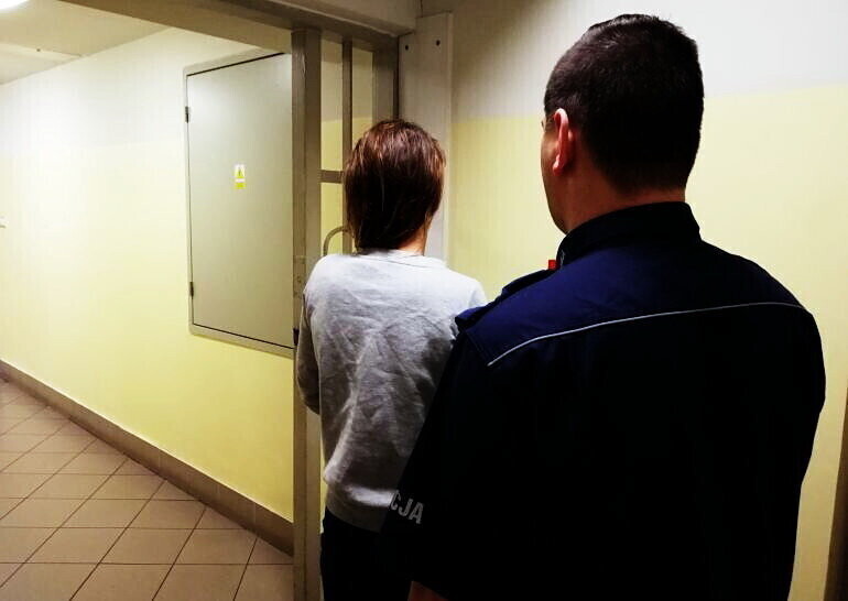 Spowodowała kolizję i uciekła. 25-latka była pijana