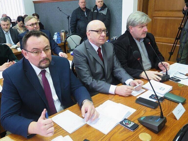 Radni Piotrkowa nie będą mogli bezpłatnie korzystać z komunikacji miejskiej