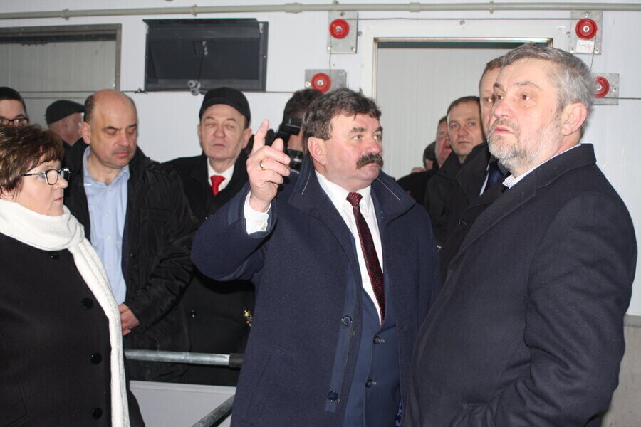 Najnowocześniejsza chlewnia w powiecie obsługiwana przez... internet