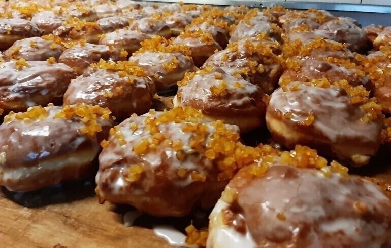 Tłusto i słodko. Ile pączków zjecie