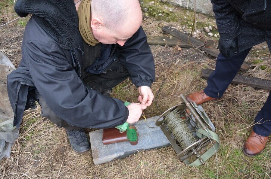 Antyterroryści i saperzy na S14 w Łódzkiem