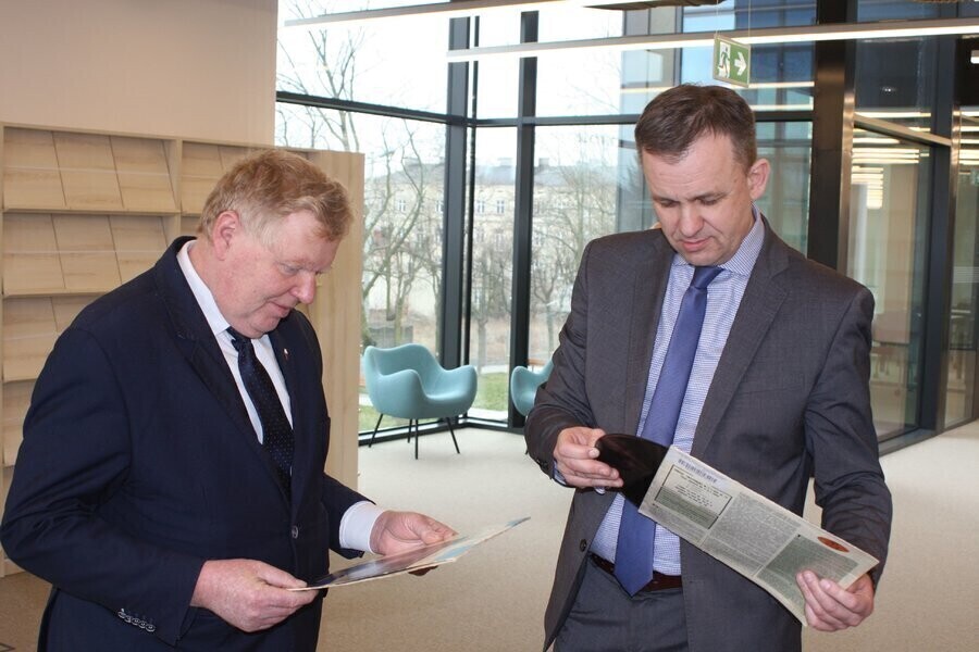 Czy województwo finansowo wesprze mediatekę