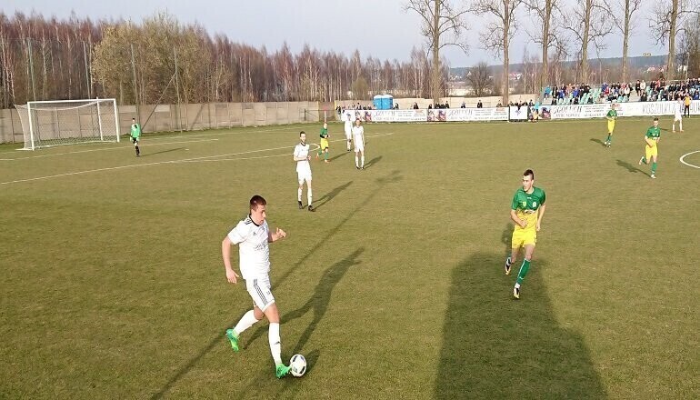 Rywale pomogli polonistom video