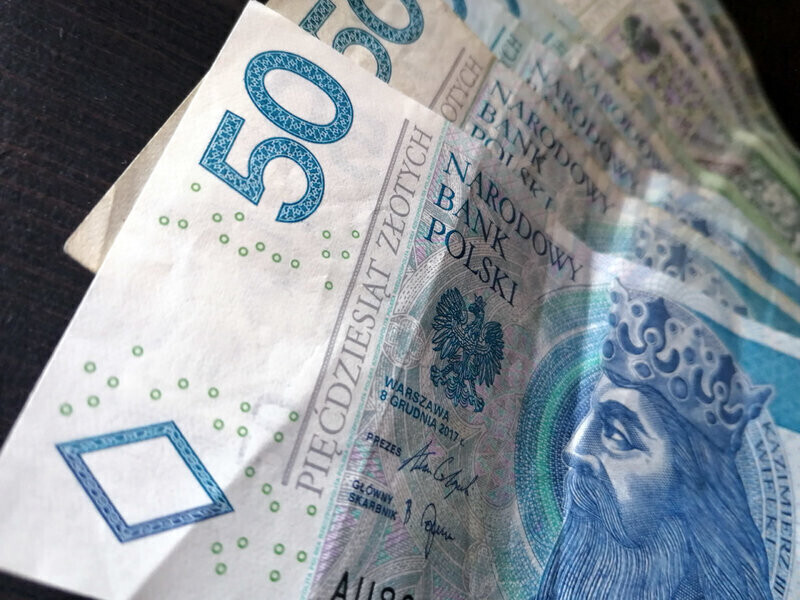 Kredyt gotówkowy przez internet