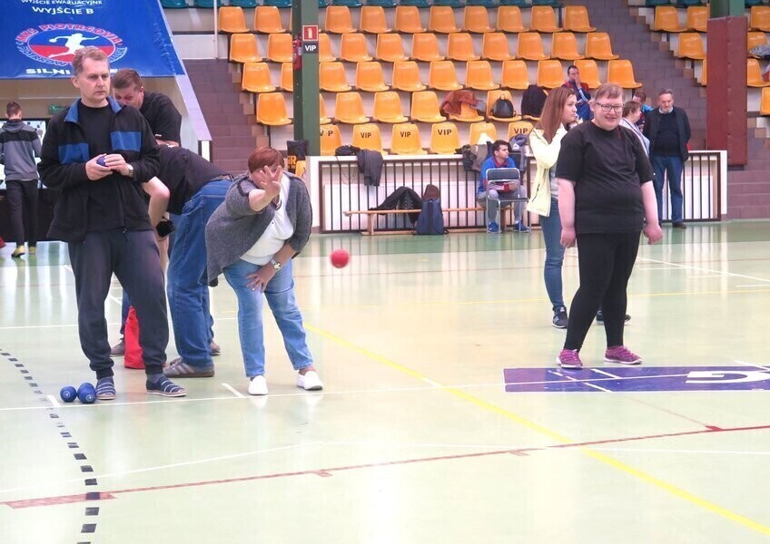 Kolejny turniej w boccię w Piotrkowie