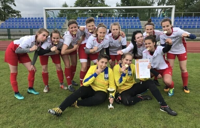 Drużyna z IV LO potęgą województwa