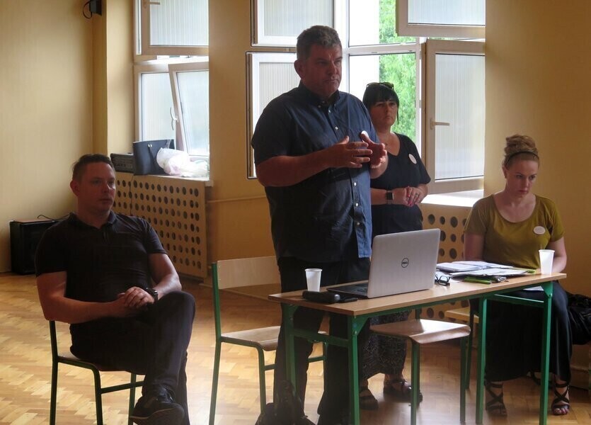 Mieszkańcy Uszczyna będą walczyć z głośnym samolotem