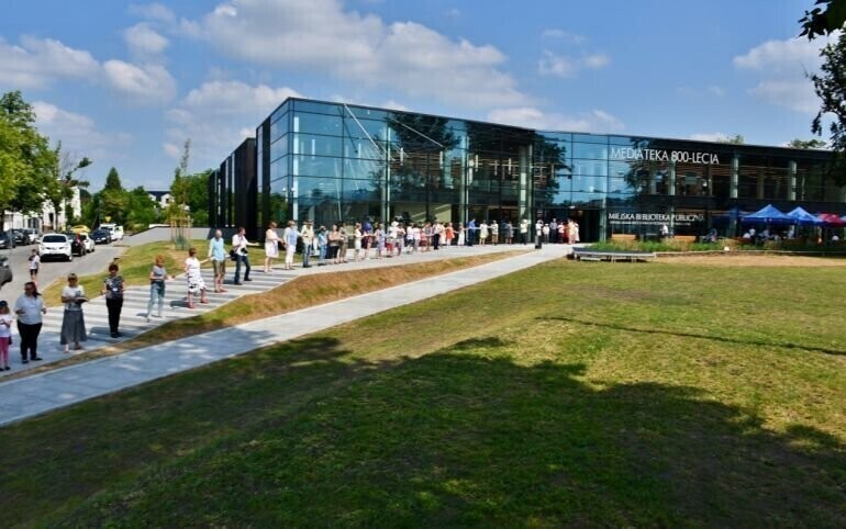 250 tysięcy na utworzenie kina studyjnego w mediatece