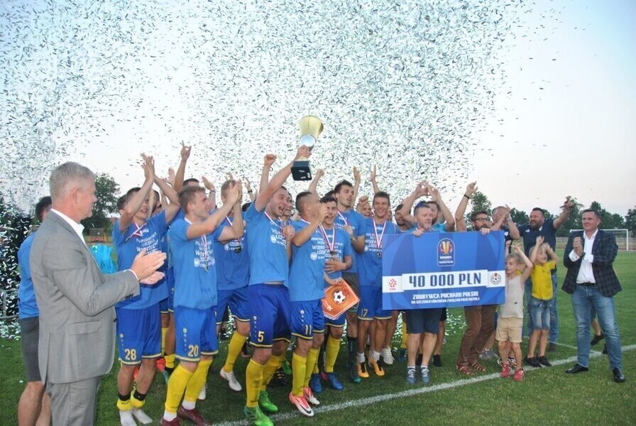 Wielkie piłkarskie emocje w Piotrkowie. Unia Skierniewice z Pucharem Polski