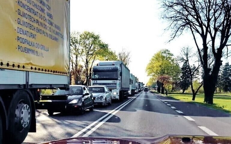 Zebrali już prawie 10 tysięcy podpisów. Walka o budowę S12 trwa