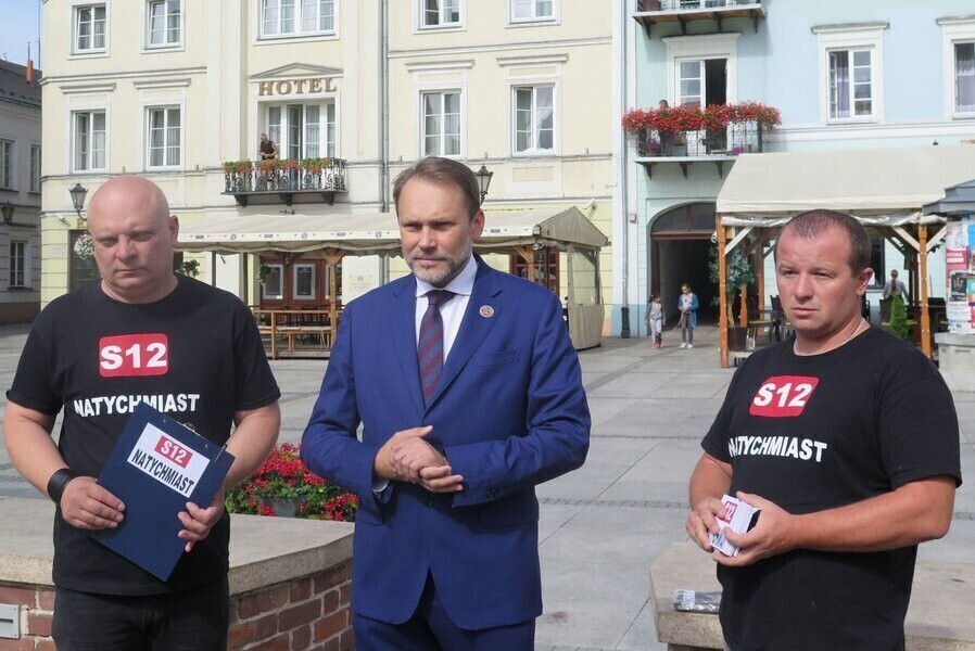 Złapali wiatr w żagle. Walka o S12 trwa