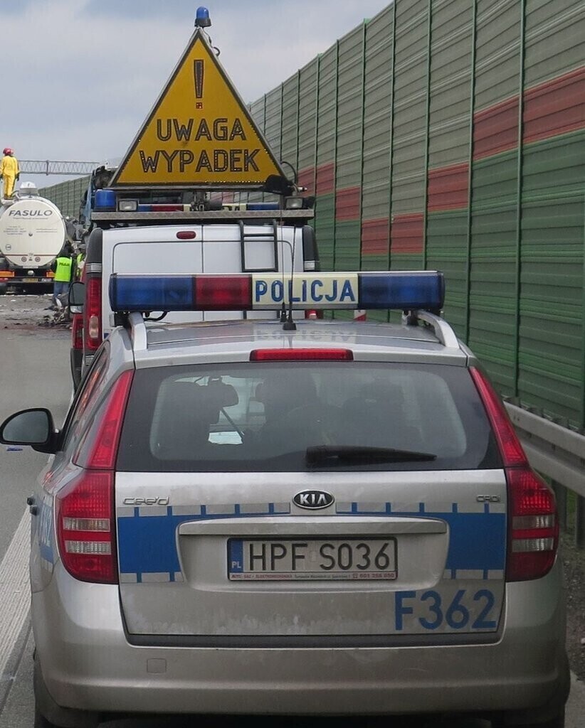 Wypadek na A1 pod Piotrkowem