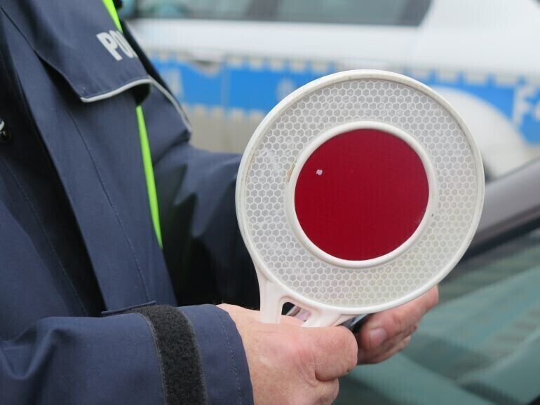 Miał prawo jazdy z... bazaru