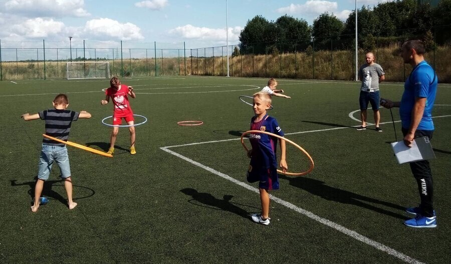 Wola Krzysztoporska Wakacyjna spartakiada na orliku