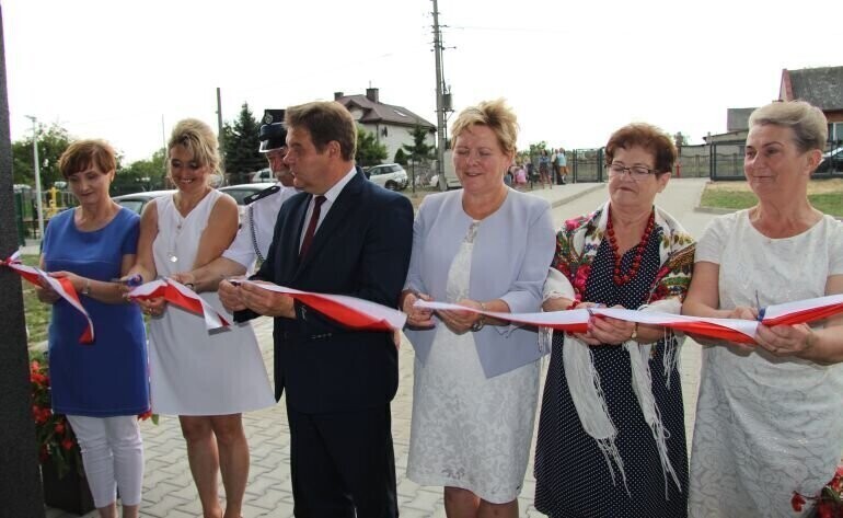 Gmina Wola Krzysztoporska Dom Ludowy w Blizinie przebudowany i rozbudowany