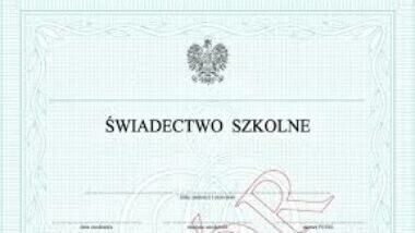 Po legitymację i świadectwo jednak bez rodziców